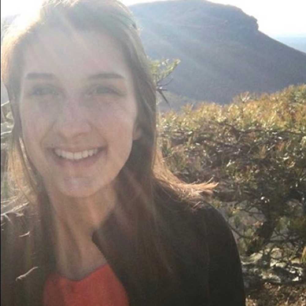 Meet your Posher, Amy